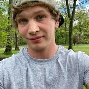 Meet your Posher, Matthew